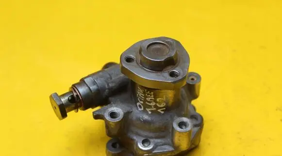 Skoda Octavia Mk1 (1U) Power steering pump 1J0422154BES