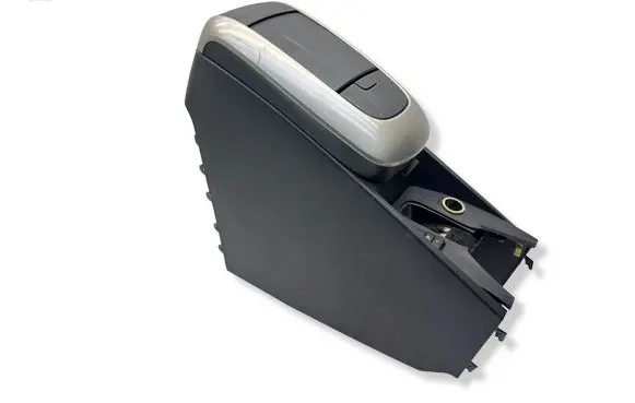 Toyota Auris 150 Armrest 5891012370