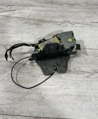 BMW X5 E53 Tailgate/trunk/boot lock/catch/latch 7111008 5124