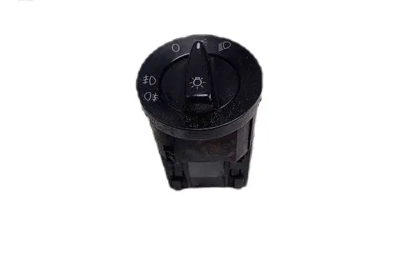 Volkswagen Golf IV Light switch 1C0941531A