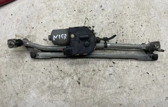 Front wiper linkage and motor