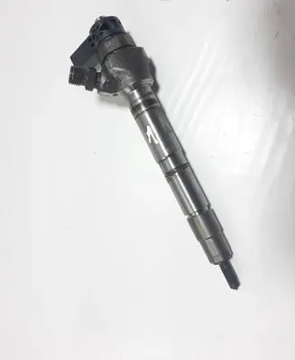 Volkswagen Golf VII Fuel injector 04L130277AD