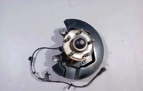 Ford Mustang VI Front wheel hub spindle knuckle FR3C-3107-A