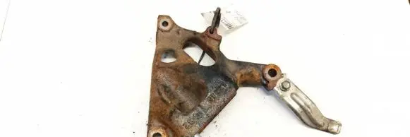 Toyota Yaris Engine mounting bracket 47040 12215