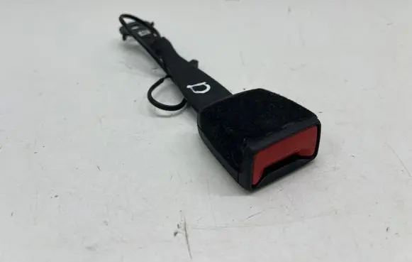 Audi Q3 F3 Front seatbelt buckle 8W0857755