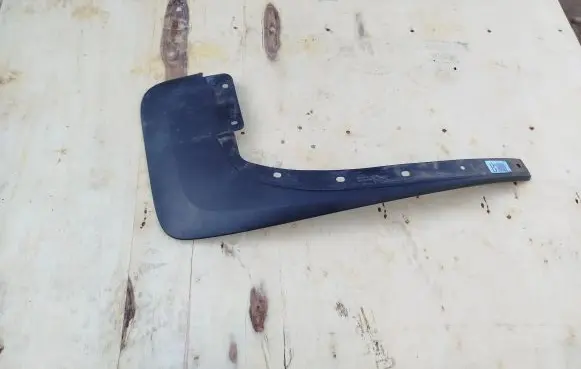 Front mudguard