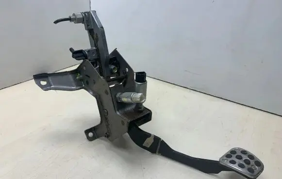 Clutch pedal