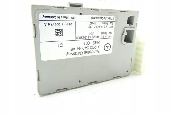 Mercedes-Benz SL R230 Gateway control module A2305404445
