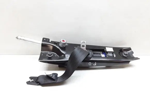 Volvo V70 Front seatbelt