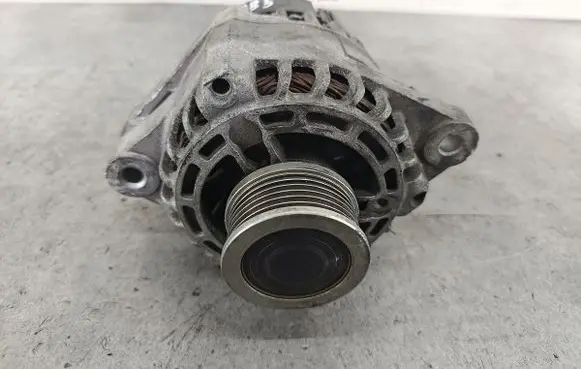 Opel Zafira B Generator/alternator CA1884
