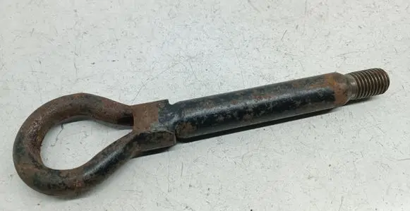 Nissan Note (E11) Towing hook eye 