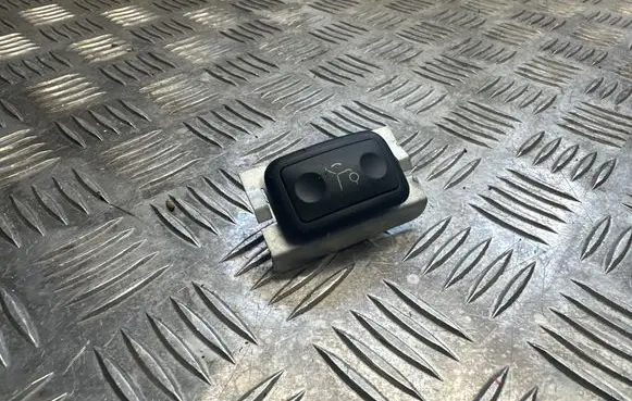 Mercedes-Benz C W204 Traction control (ASR) switch A20687071
