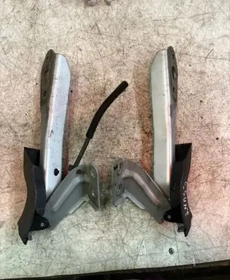 Renault Master III Engine bonnet/hood hinges 654000006R