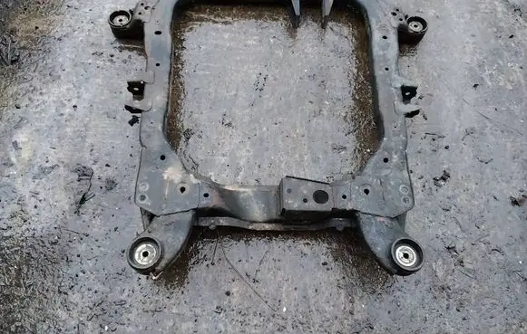 Opel Vectra C Front subframe