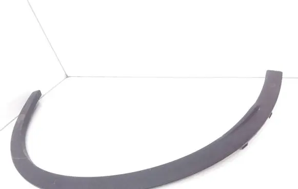 Polestar 2 Rear arch trim