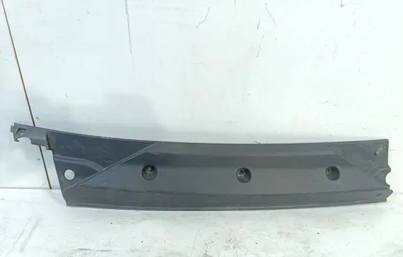 Iveco Daily 6th gen Wiper trim 5801918265 3790