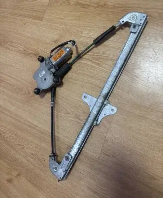 Opel Agila A Front door window regulator with motor 09215910