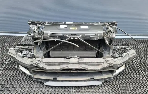 BMW 5 G60 Radiator support slam panel 5A197B5 500184706 PF797004XX