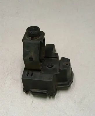 Headlight/headlamp mounting bracket