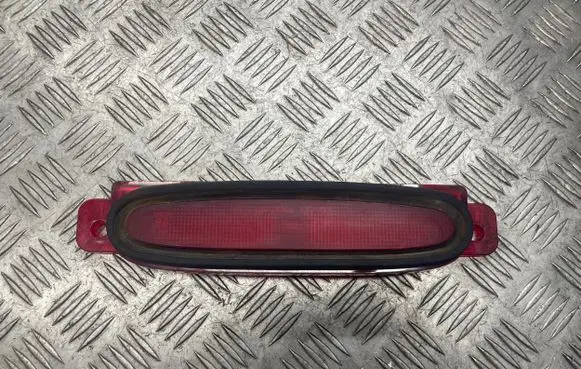 Mazda 3 I Third/center stoplight P3067