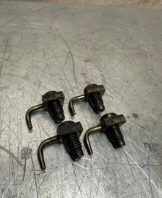 Volkswagen Golf VI Fuel injectors set 038103157c