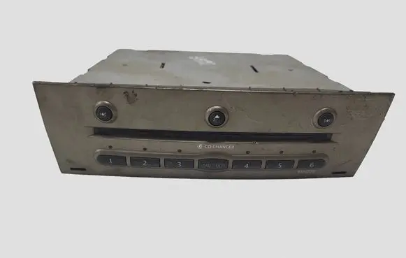 Renault Megane II Radio/CD/DVD/GPS head unit ALR50731821 8200505121