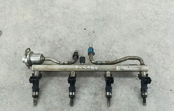 Opel Astra H Fuel main line pipe 55355609
