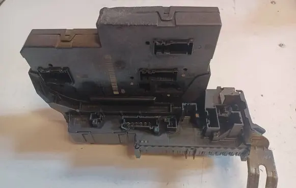 Mercedes-Benz E W212 SAM control unit A2129004901
