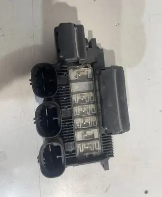 Peugeot 807 Fuse module 1400550780