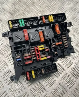 BMW X1 F48 F49 Fuse module 9270355