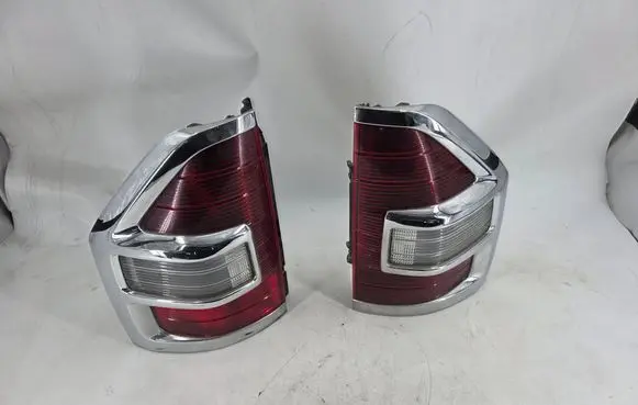 Mitsubishi Pajero Rear/tail lights set R1726