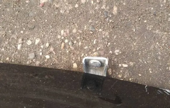 Volkswagen Fox Tailgate/trunk/boot hinge
