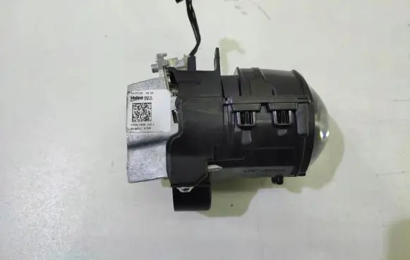Ford Puma Headlight/headlamp
