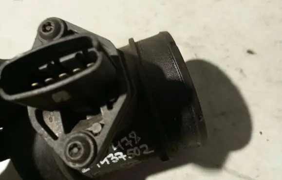 Opel Zafira A Mass air flow meter 24437502 0281002478