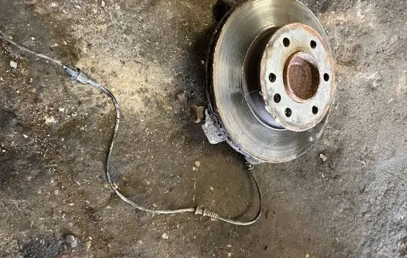 Mercedes-Benz Sprinter W906 Front wheel hub