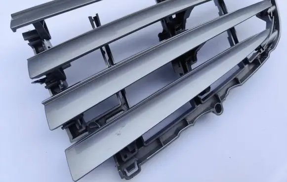 Mercedes-Benz C W205 Front bumper lower grill A2058880119 371810000