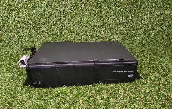 CD/DVD changer
