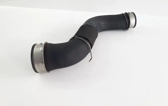 Mercedes-Benz E W211 Intercooler hose/pipe