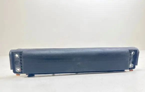 Knee airbag