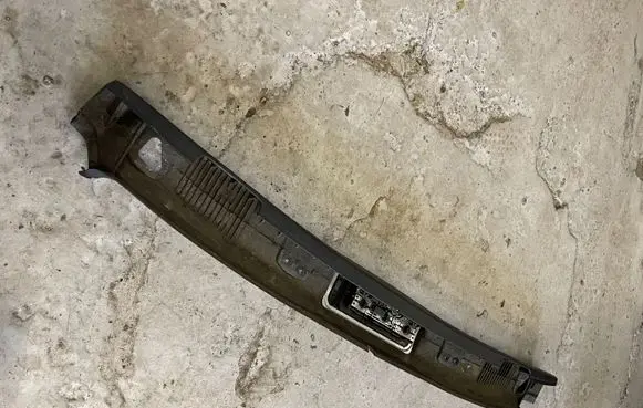 BMW 3 E46 Headlining lighting console trim 6962045