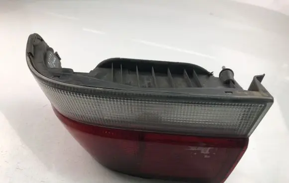 Subaru Legacy Rear/tail lights 22020579