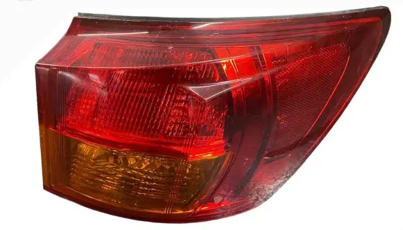 Lexus IS 220D-250-350 Rear/tail lights