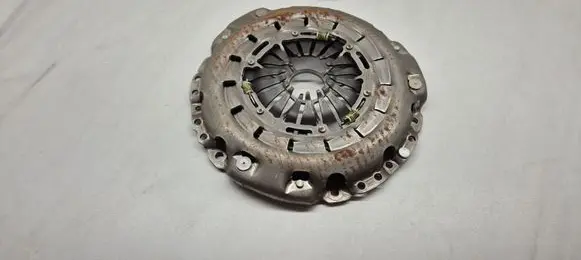 Mercedes-Benz Vito Viano W638 Pressure plate A0002521511