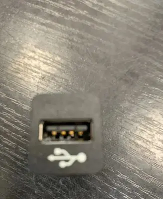 USB socket connector
