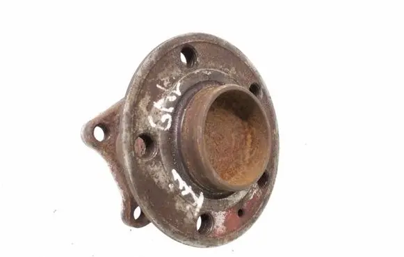 Volvo V70 Rear wheel hub