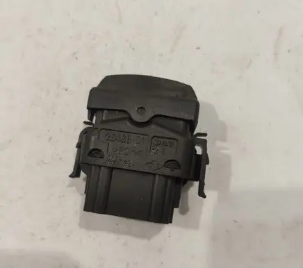 Renault Laguna II Central locking switch button 002446