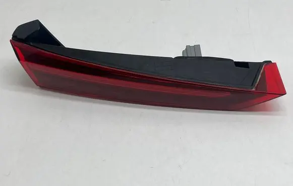 Volvo S60 Tailgate rear/tail lights
