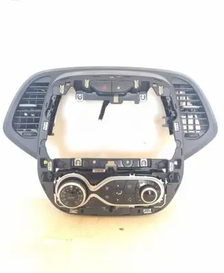 Renault Captur Climate control unit 682605493R