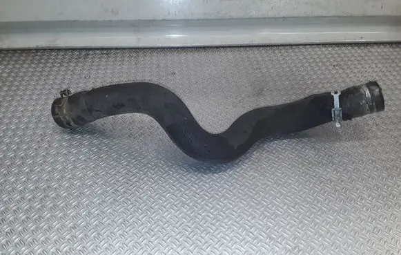 Peugeot 407 Engine coolant pipe/hose 
