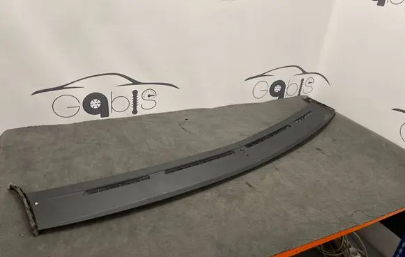 Maserati Levante Panel trim 670149127 108653824C FA00ADH30366